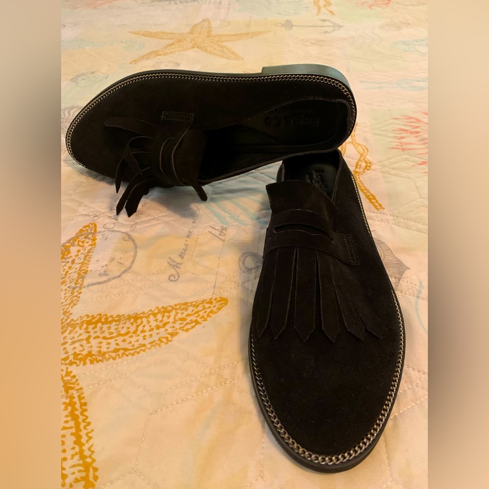 Rag & Co Sleek Slip Made for on the go gals.A must have shoe for any collection.